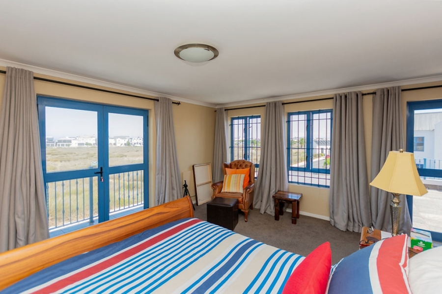 4 Bedroom Property for Sale in Blue Lagoon Western Cape